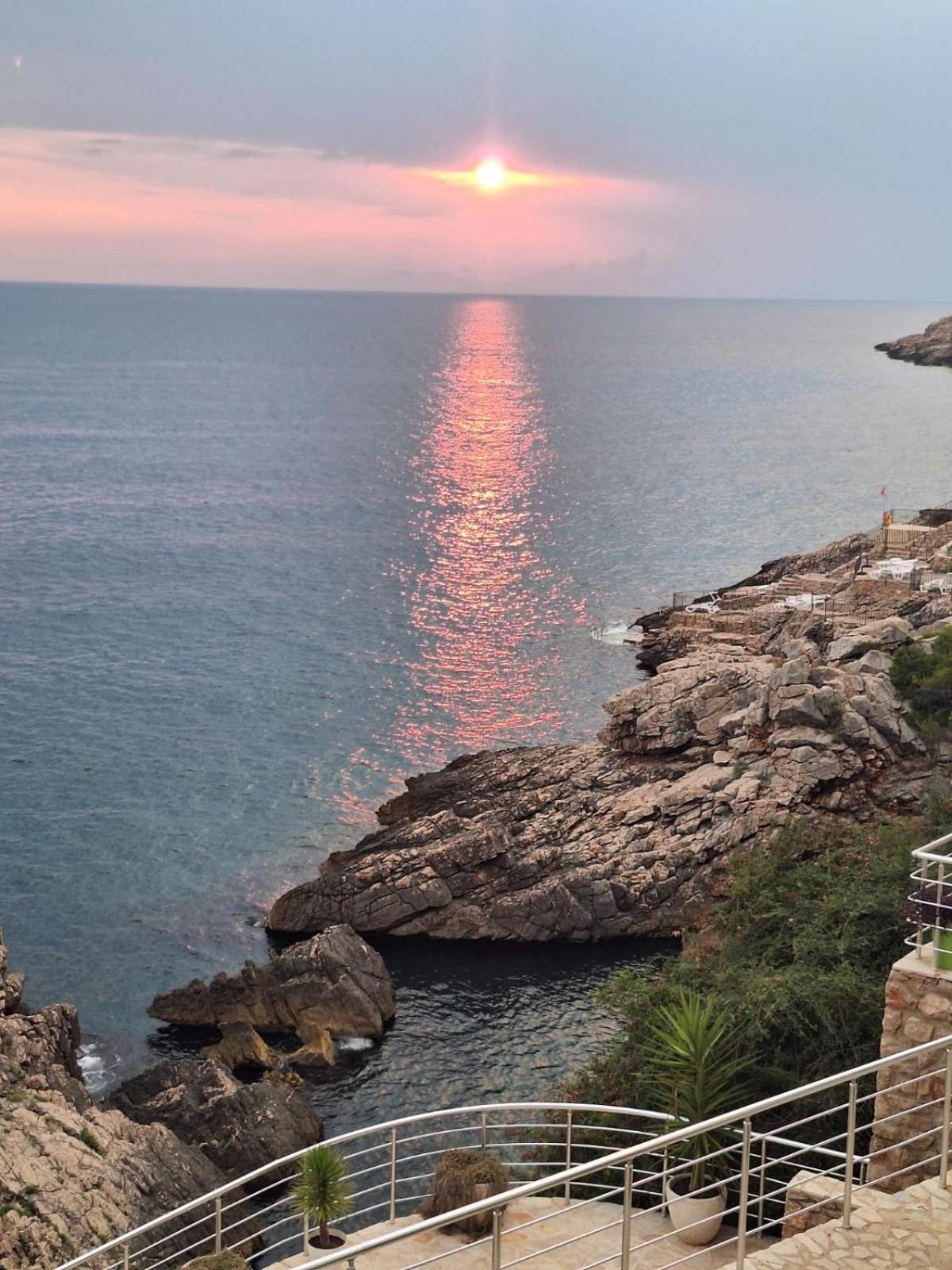 Paradise Beachfront View 1 بار المظهر الخارجي الصورة