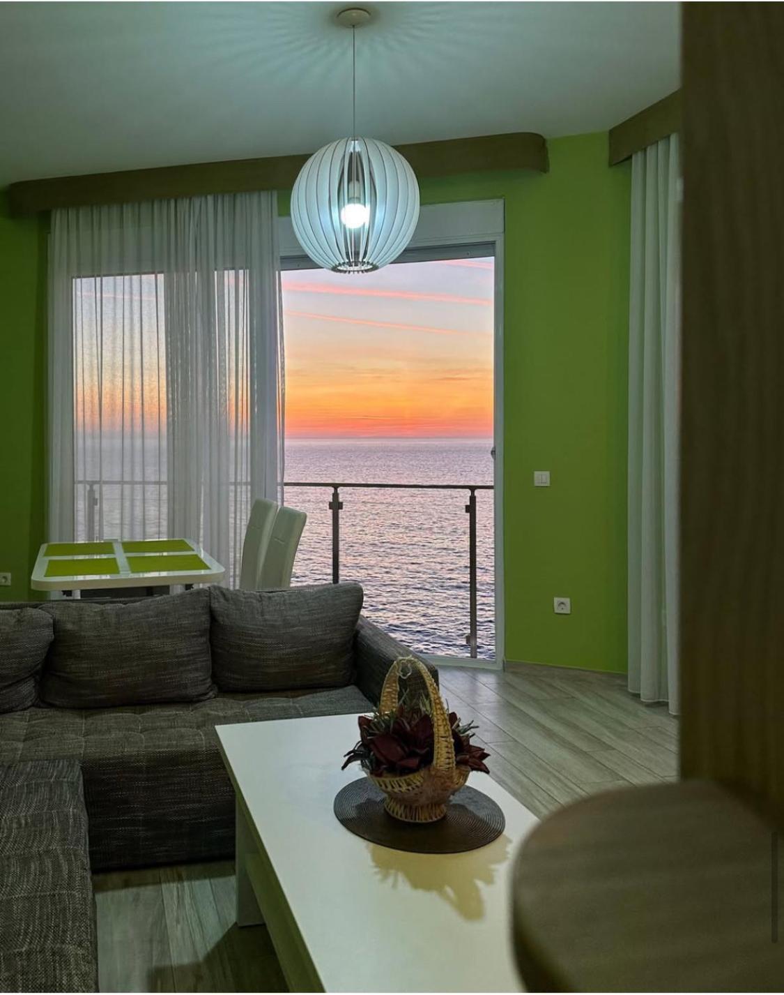 Paradise Beachfront View 1 بار المظهر الخارجي الصورة